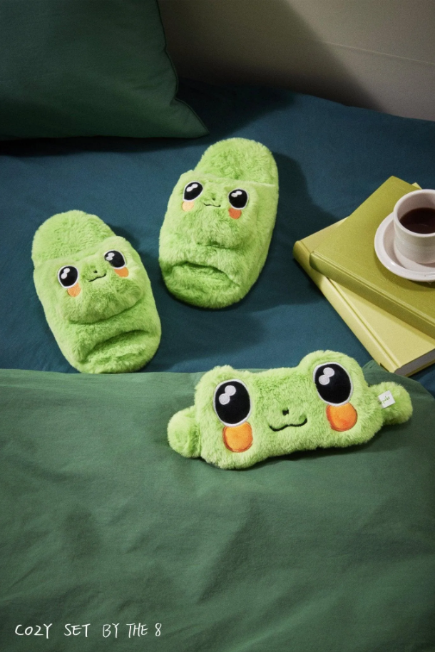 SEVENTEEN [The 8]  Artist-Made Collection  [ THEpalee Cozy Set Slipper ]