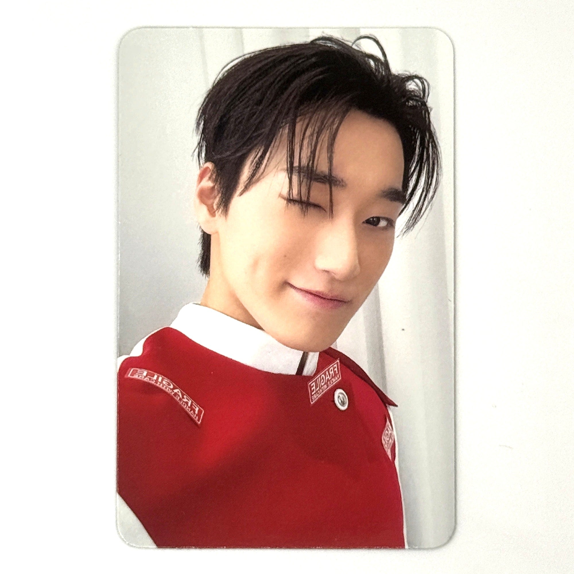 ATEEZ サン ポストカード Ateez San Photocard – IPBY K-POP & BEAUTY