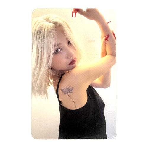 idle-soyeon-photocard